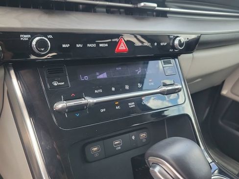Used 2023 Kia Carnival SX FWD image 15