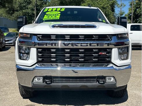 Used 2023 Chevrolet Silverado 2500 LT w/ Convenience Package AWD/4WD image 2