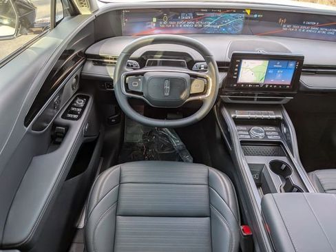 New 2026 Lincoln Nautilus Reserve w/ Jet Appearance Package image 15