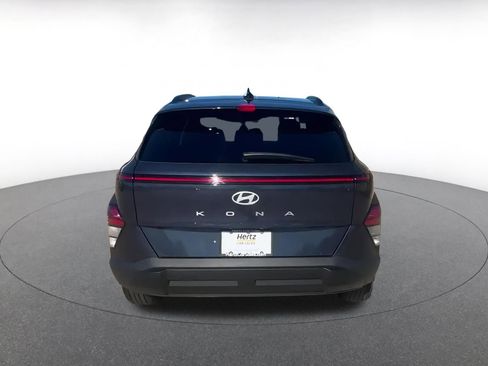 Used 2025 Hyundai Kona SEL image 12
