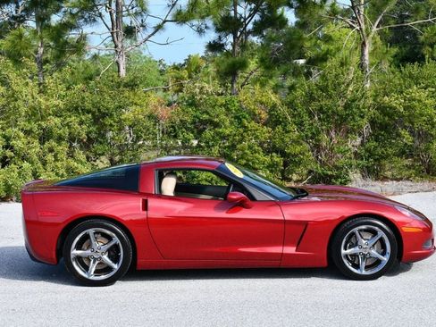 Used 2012 Chevrolet Corvette Coupe w/ 3LT Preferred Equipment Group RWD image 28