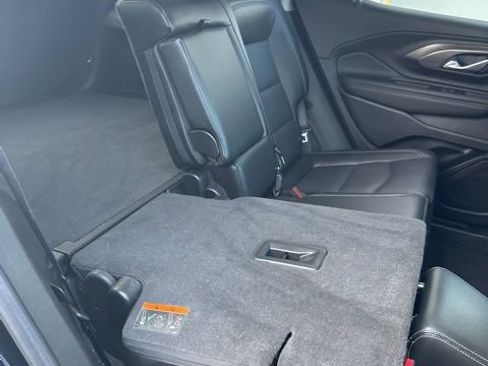 Used 2024 GMC Terrain SLT image 44