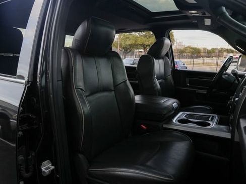 Used 2018 RAM 3500 Laramie Longhorn image 35