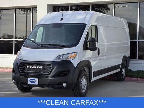 Used 2025 RAM ProMaster 2500 w/ Convenience Group image 3