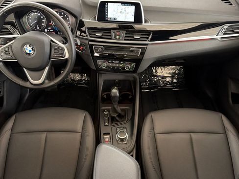 Used 2019 BMW X1 xDrive28i w/ Convenience Package AWD/4WD image 3