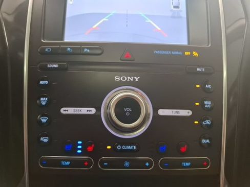 Used 2019 Ford Explorer Platinum AWD/4WD image 26