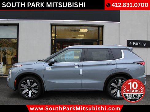 New 2026 Mitsubishi Outlander SEL image 1