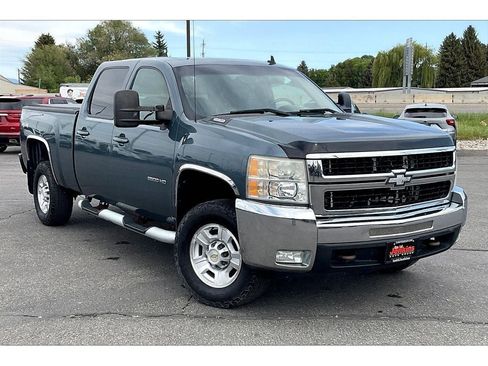Used 2010 Chevrolet Silverado 2500 LTZ image 2
