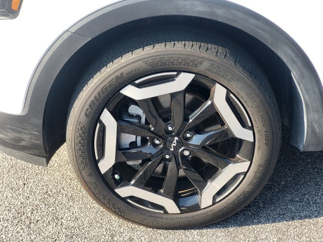 Certified 2024 Kia Telluride S w/ S Sunroof Package FWD image 8