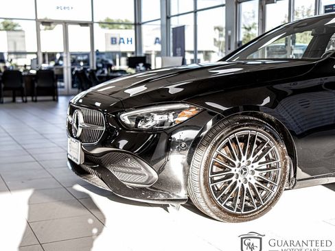 Used 2024 Mercedes-Benz C 300 4MATIC Sedan image 5
