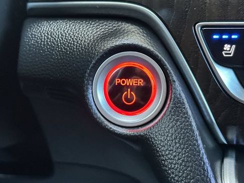 Used 2022 Honda Accord Touring image 18