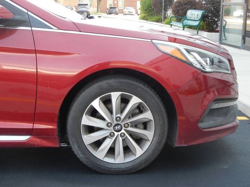 Used 2015 Hyundai Sonata Sport FWD image 23