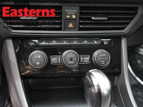Used 2020 Volkswagen Jetta SE FWD image 20