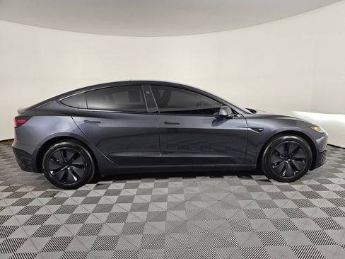 Used 2025 Tesla Model 3 Long Range image 2