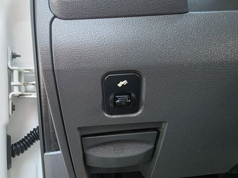 Used 2006 Dodge Ram 2500 Truck Laramie image 41