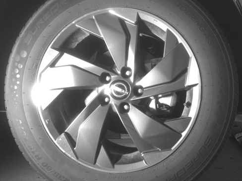 Used 2025 Nissan Rogue SV image 13