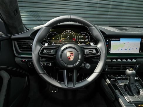 Certified 2026 Porsche 911 GT3 RWD image 27
