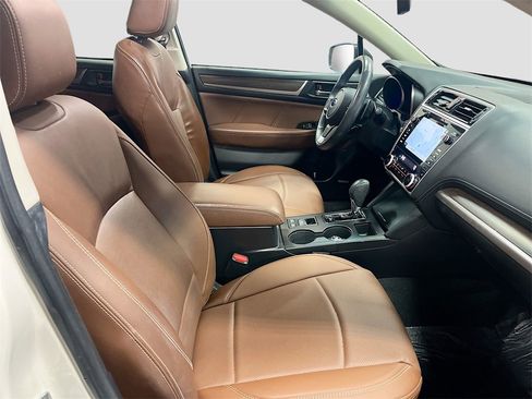 Used 2019 Subaru Outback 3.6R Touring w/ Popular Package #3A image 29