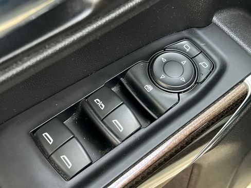 Used 2020 Chevrolet Silverado 1500 LT Trail Boss AWD/4WD image 14