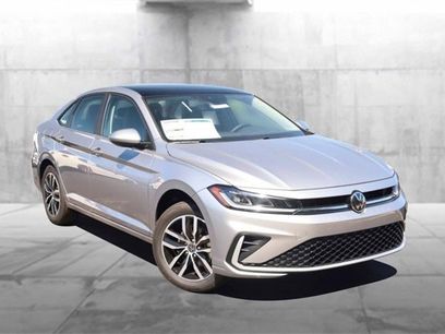 New 2025 Volkswagen Jetta SE
