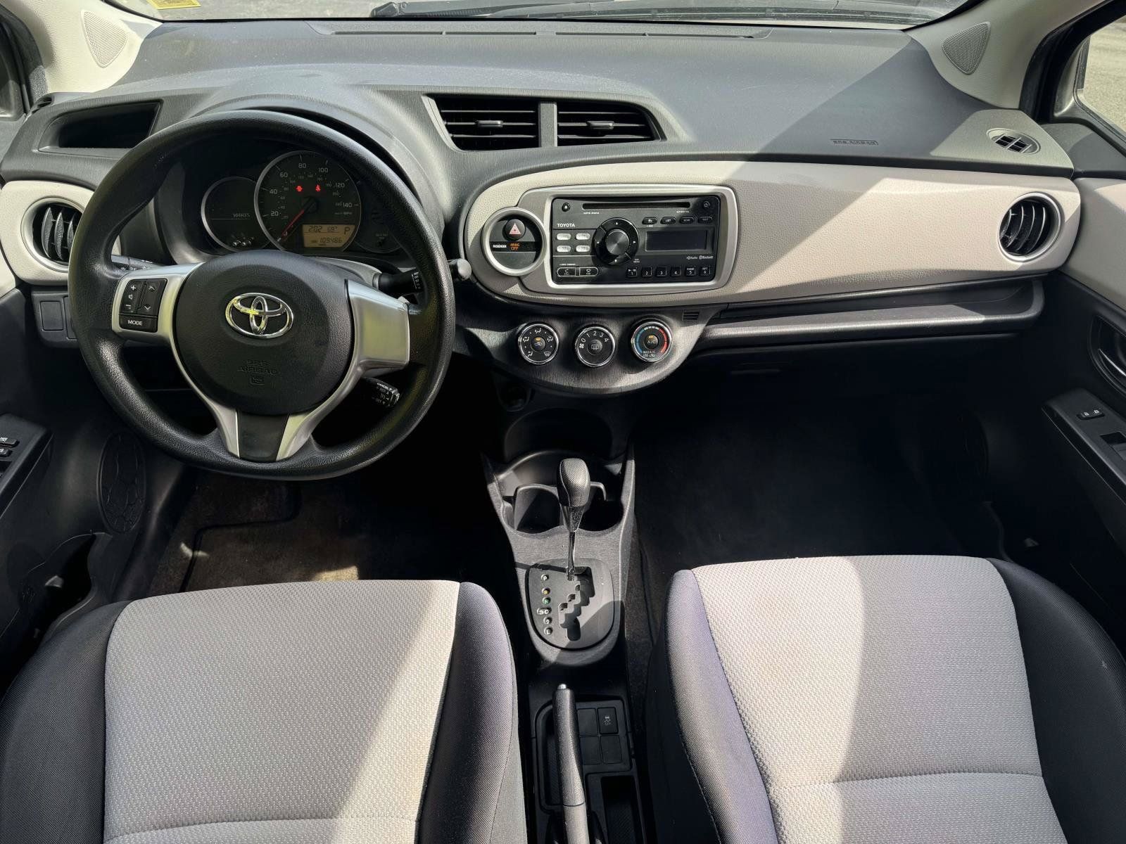 Used 2014 Toyota Yaris LE FWD image 13