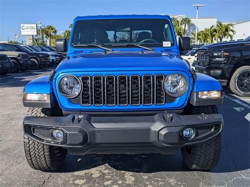 Certified 2024 Jeep Gladiator Sport image 7