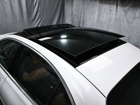 Used 2025 Mercedes-Benz C 300 4MATIC Sedan image 70