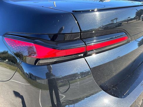 Certified 2023 BMW 740i w/ Executive Package image 20