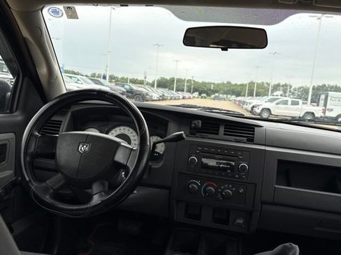 Used 2010 Dodge Dakota ST RWD image 21