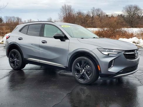 Used 2022 Buick Envision Preferred image 2