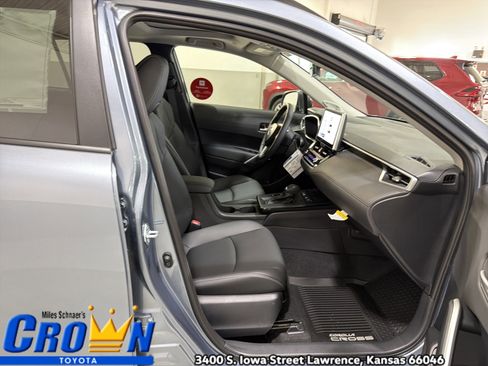 New 2026 Toyota Corolla Cross XLE AWD/4WD image 37
