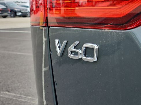 New 2026 Volvo V60 B5 Cross Country Plus w/ Protection Package Premier image 21