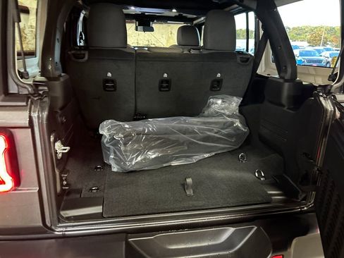 New 2025 Jeep Wrangler Unlimited Sport AWD/4WD image 24