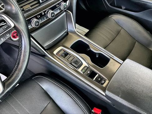 Used 2019 Honda Accord EX-L image 15