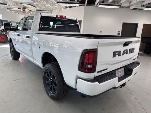 New 2026 RAM 3500 Big Horn AWD/4WD image 7
