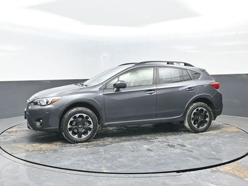 Used 2021 Subaru Crosstrek 2.0i Premium w/ Moonroof Package image 4