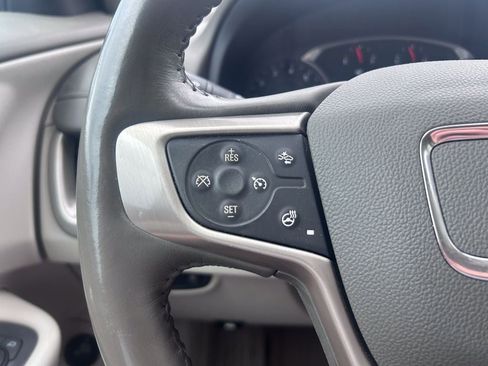 Used 2019 GMC Terrain Denali w/ Advanced Safety Package AWD/4WD image 31