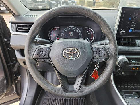Used 2023 Toyota RAV4 LE image 21