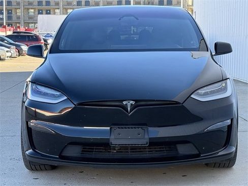 Used 2022 Tesla Model X Plaid image 7
