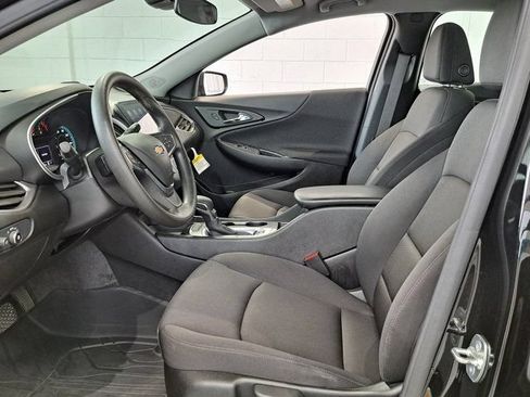 Used 2025 Chevrolet Malibu LS FWD image 23