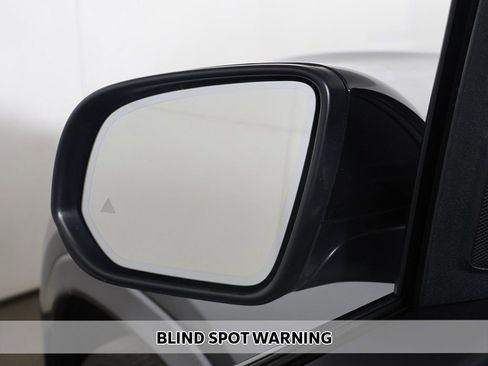 Used 2022 Mercedes-Benz GLS 450 4MATIC w/ AMG Line Exterior image 7