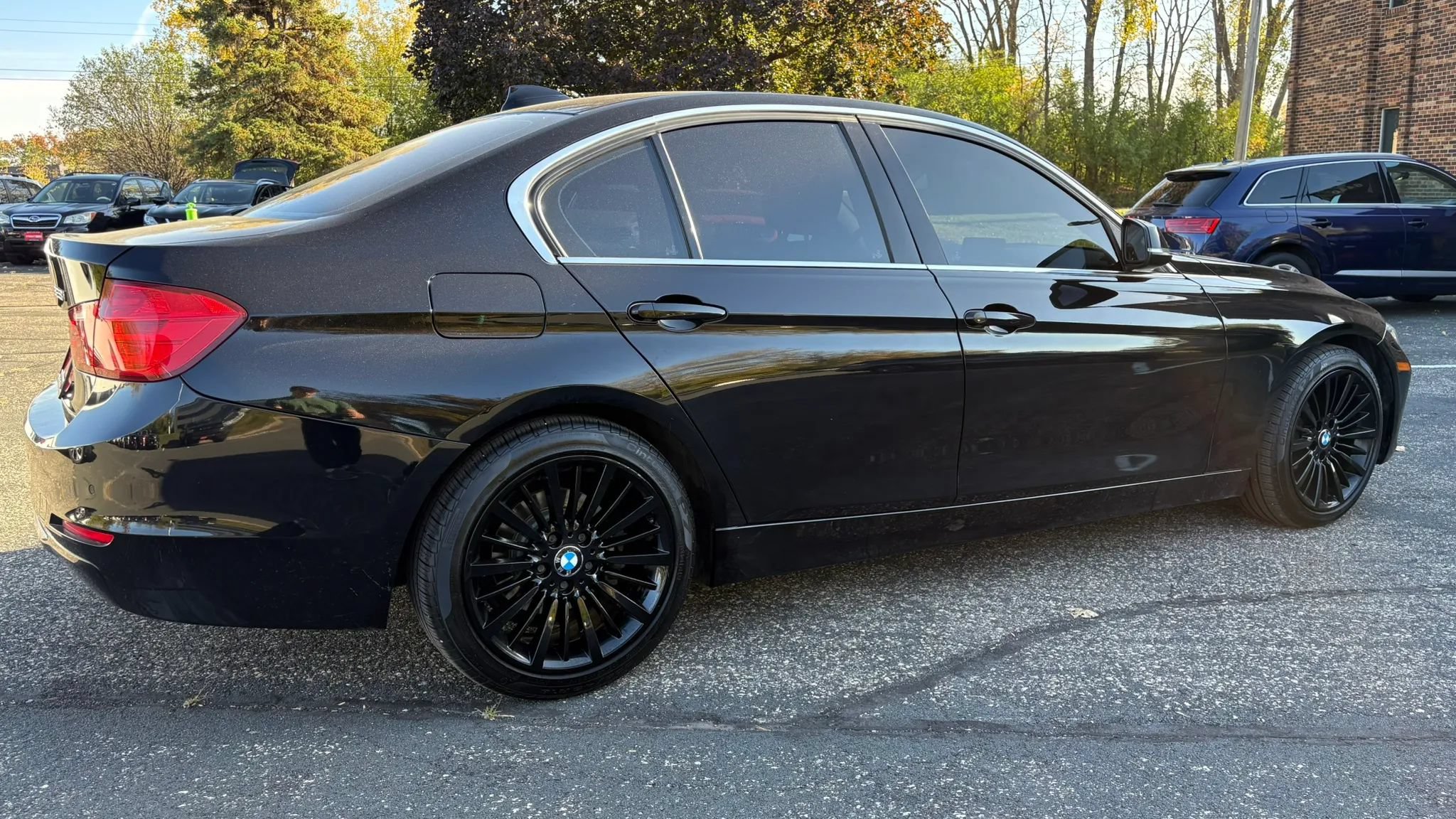 Used 2014 BMW 328i xDrive Sedan w/ Premium Package AWD/4WD image 10