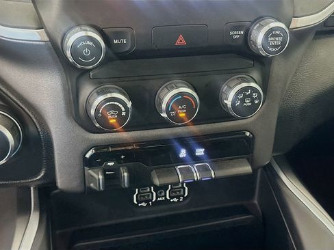 Used 2021 RAM 1500 Lone Star image 15