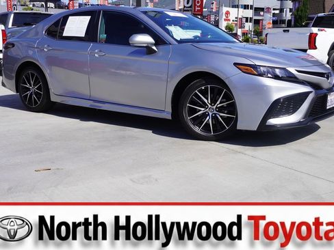 Certified 2024 Toyota Camry SE FWD image 1