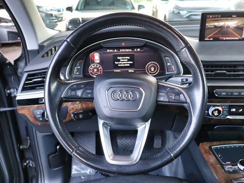 Used 2017 Audi Q7 3.0T Premium Plus AWD/4WD image 32