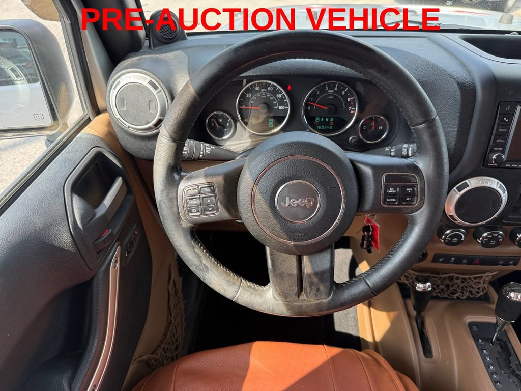Used 2011 Jeep Wrangler Unlimited Sahara w/ Connectivity Group AWD/4WD image 14