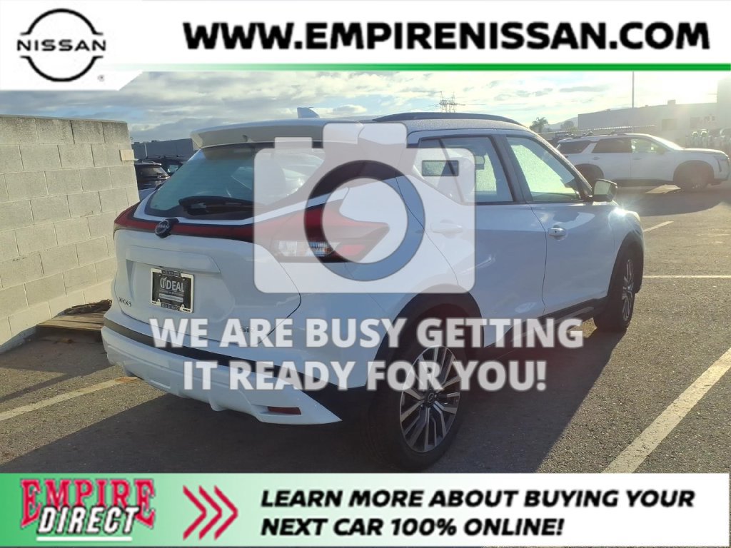 Used 2024 Nissan Kicks SR FWD image 5