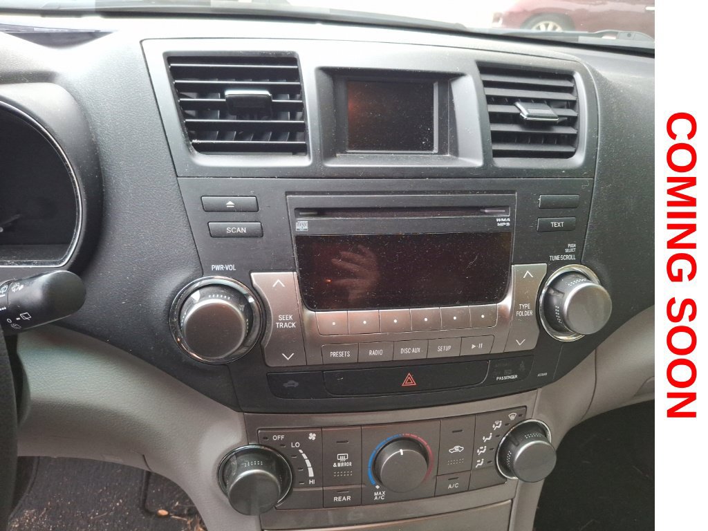 Used 2011 Toyota Highlander 4WD w/ Tech Pkg image 16