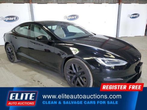 Used 2021 Tesla Model S Plaid image 7