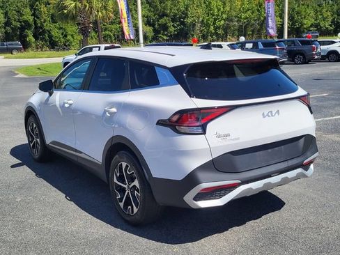 Used 2025 Kia Sportage EX FWD image 5